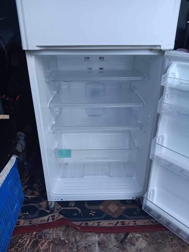 Second-hand Mitsubishi 385L Top Mount Fridge - Photo 3)