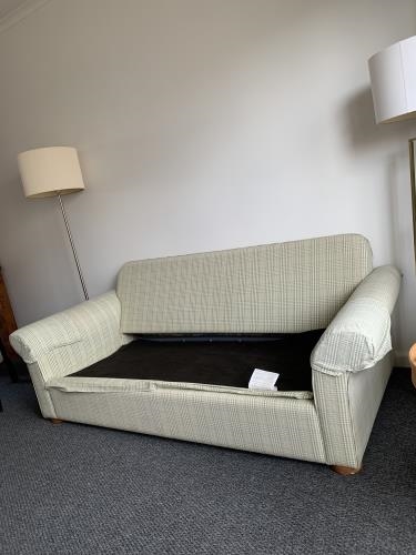 Second-hand Sofa Bed - Photo 3)