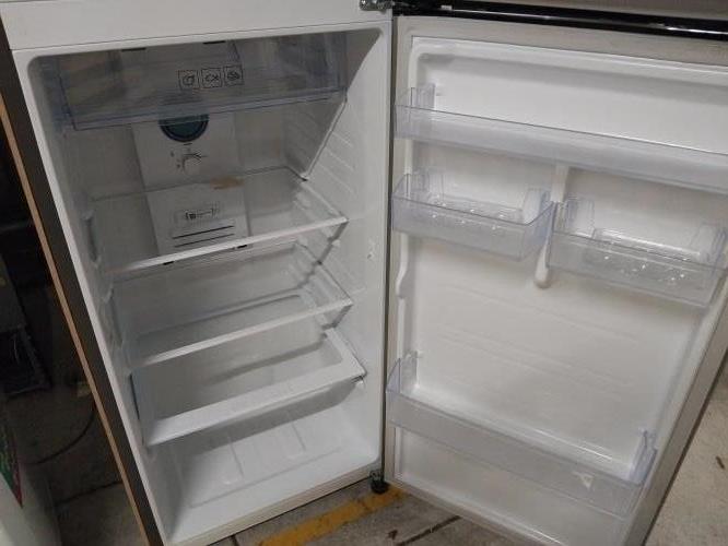 Second-hand Samsung 343L Top Mount Fridge - Photo 3)