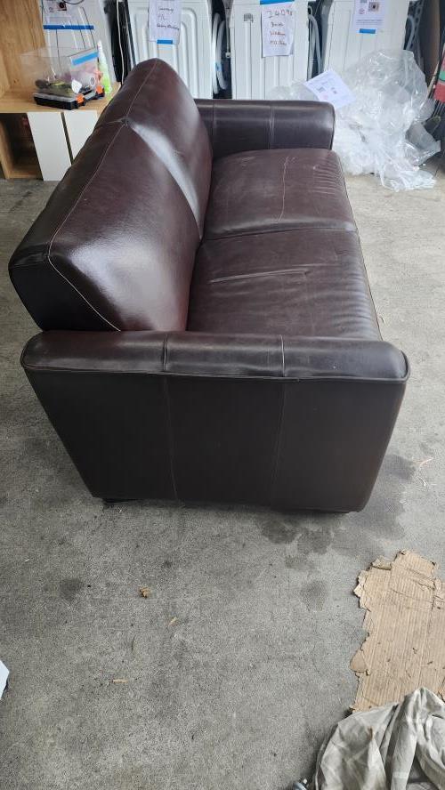 Second-hand Sofa - Photo 3)