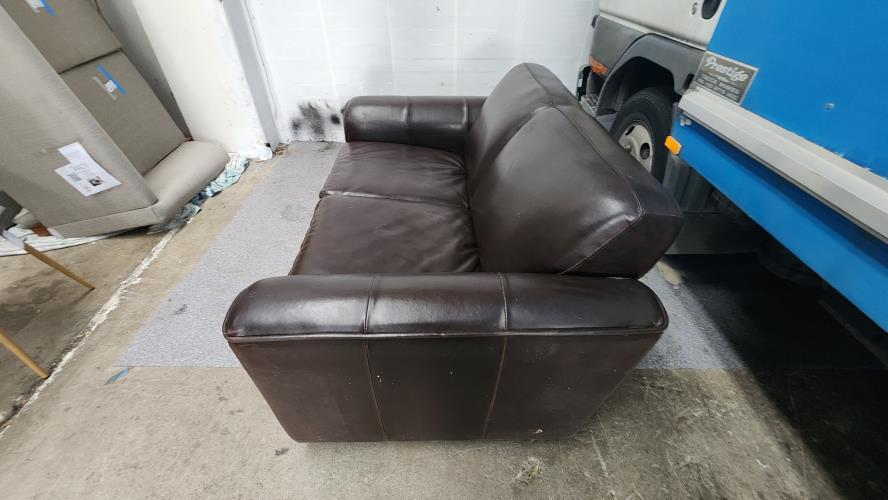 Second-hand Sofa - Photo 3)