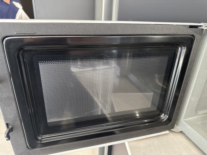 Second-hand Panasonic Microwave - Photo 3)