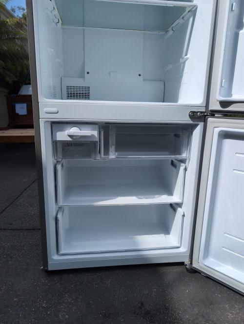 Second-hand LG 450L Bottom Mount Fridge - Photo 3)