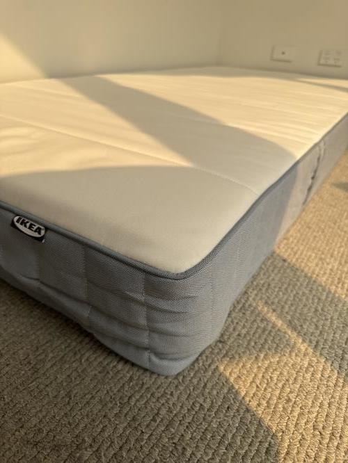 Second-hand IKEA Single Mattress - Photo 3)