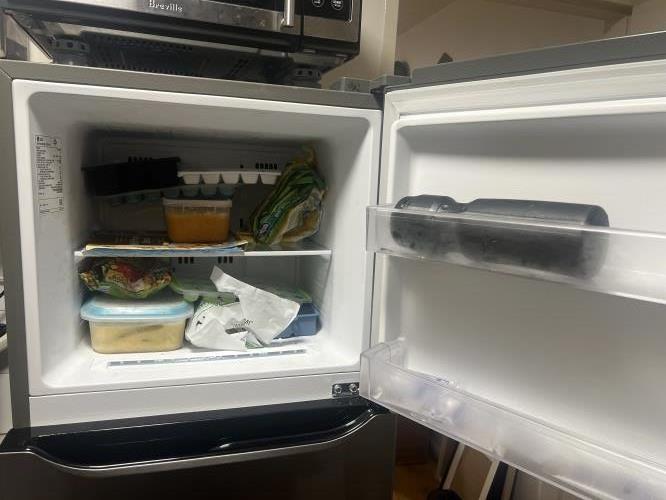 Second-hand LG 279L Top Mount Fridge - Photo 3)