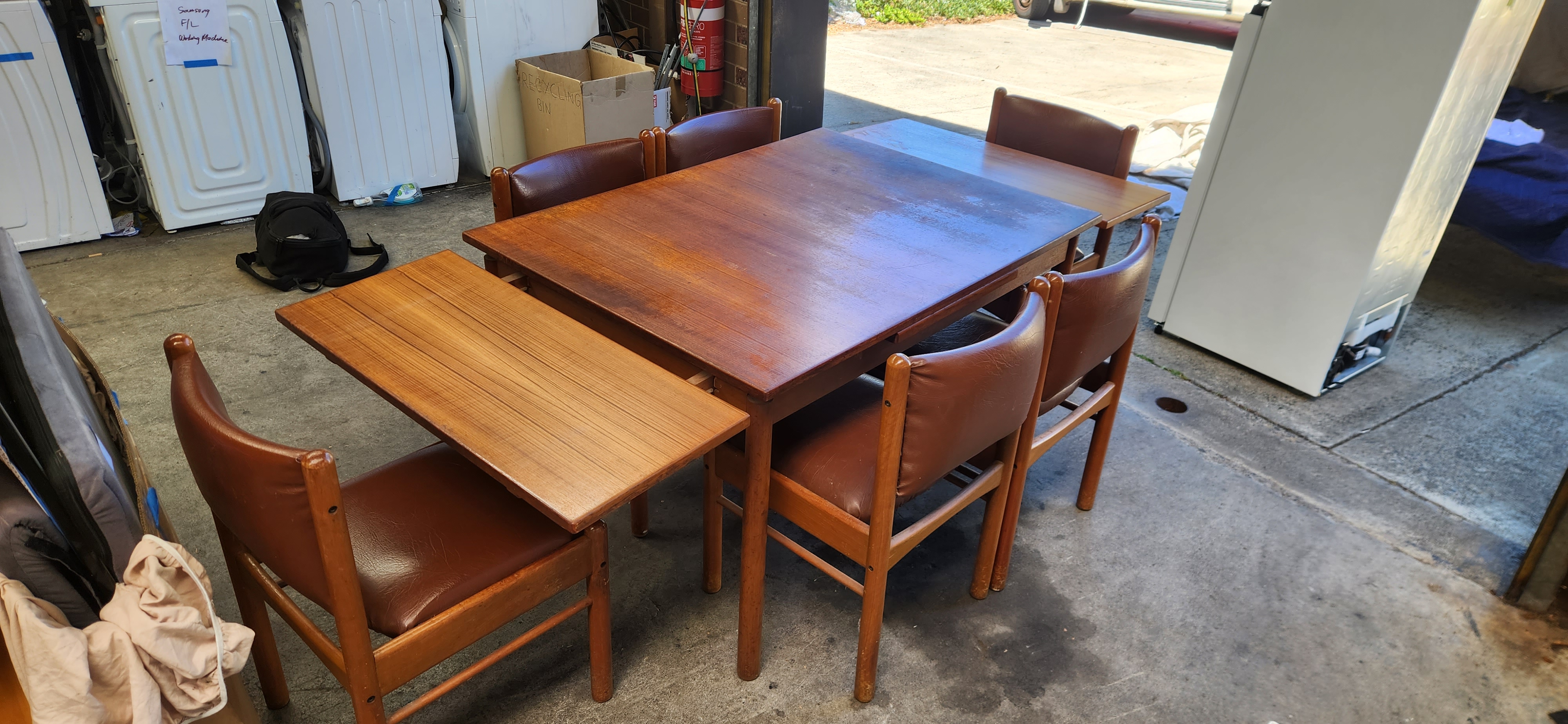 Second-hand Expandable Dining Table with 6 Chairs - Photo 3)