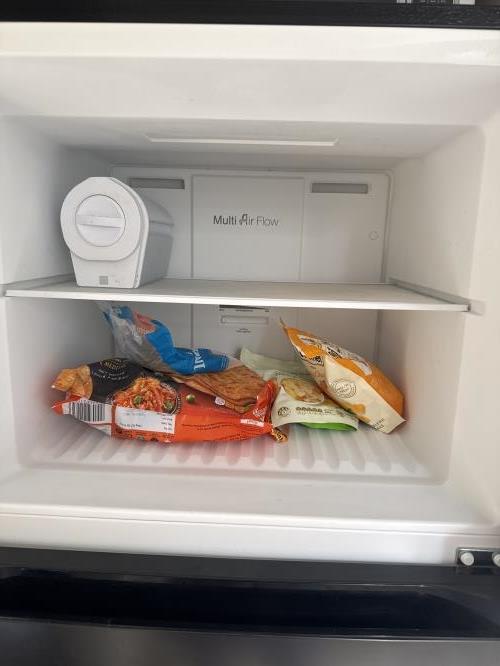 Second-hand Chiq 410L Top Mount Fridge - Photo 3)