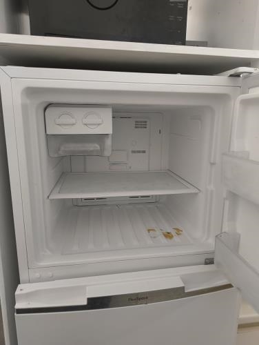 Second-hand Westinghouse 339L Top Mount Fridge - Photo 3)