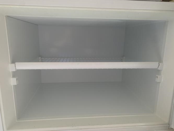 Second-hand Westinghouse 390L Top Mount Fridge - Photo 3)