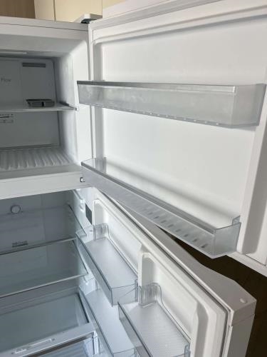 Second-hand Chiq 435L Top Mount Fridge - Photo 3)