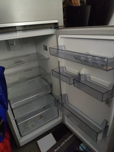 Second-hand Beko 245L Top Mount Fridge - Photo 3)