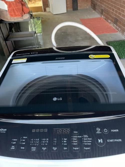 Second-hand LG 6.5kg Top Load Washing Machine - Photo 3)
