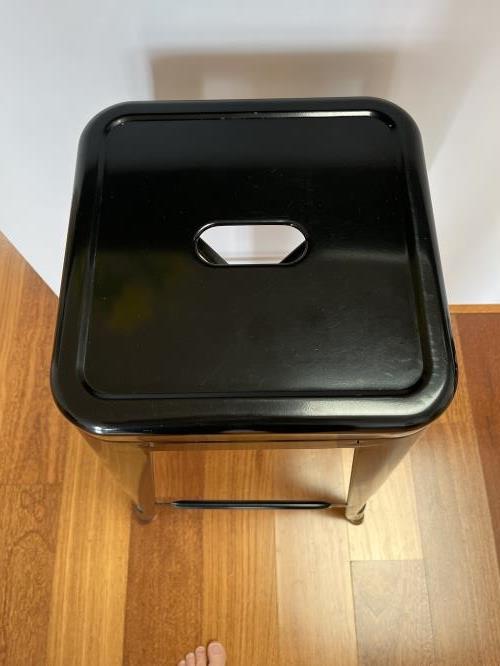 Second-hand Set of 4 Bar Stools - Photo 3)