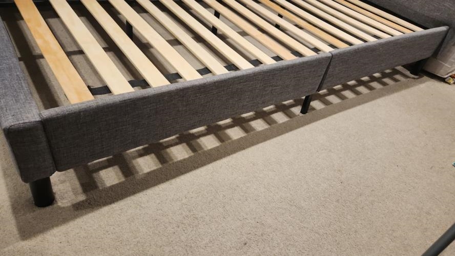Second-hand Queen Size Bed Frame - Photo 3)