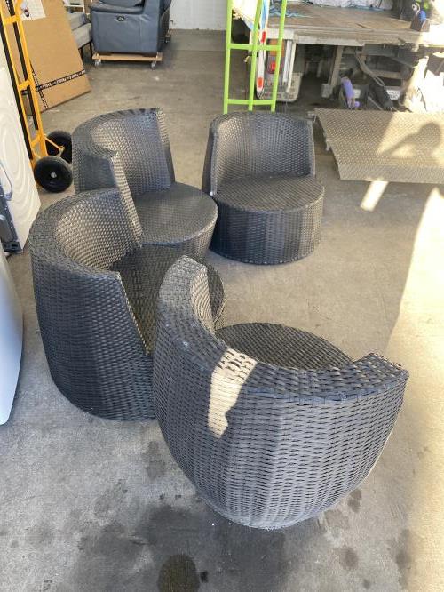 Second-hand Set of 4 Outdoor Chairs - Photo 3)