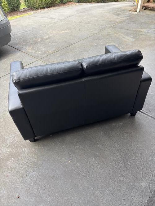 Second-hand Two Seater Sofa - Photo 3)