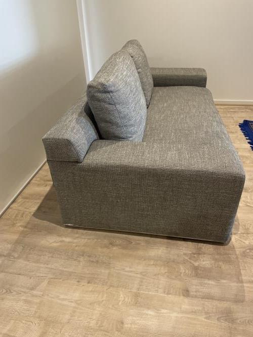 Second-hand Sofa - Photo 3)