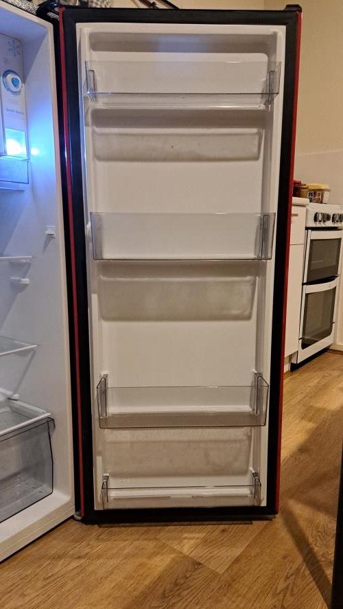 Second-hand Hisense 179L Bar Fridge - Photo 3)