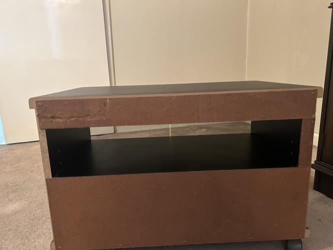 Second-hand TV Stand - Photo 3)