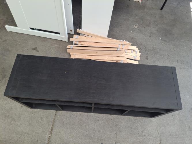 Second-hand Entertainment Unit - Photo 3)