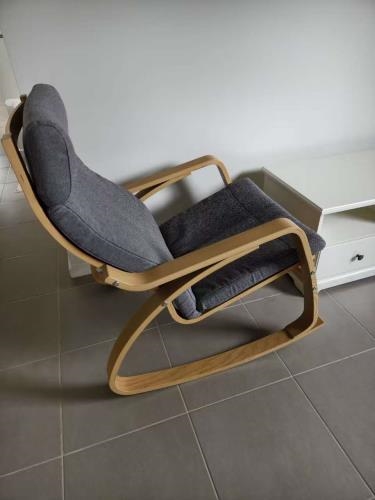 Second-hand IKEA Rocking Chair - Photo 3)
