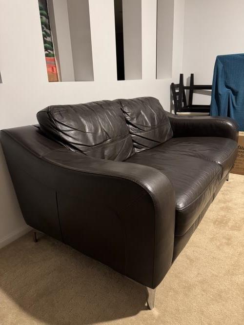 Second-hand Two Seater Sofa - Photo 3)