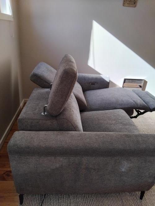 Second-hand Electric Reclining Sofa - Photo 3)