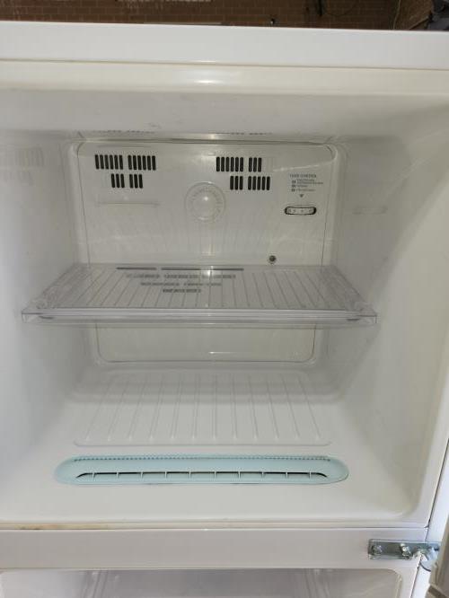 Second-hand LG 205L Top Mount Fridge - Photo 3)