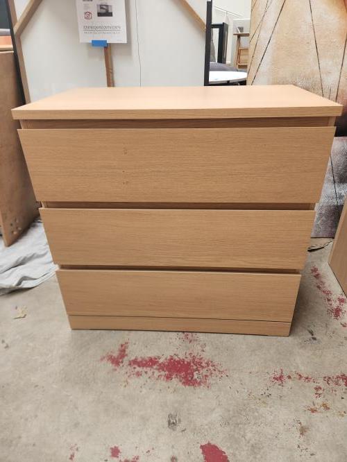 Second-hand Chest of 3 Drawers and Matching Bedside Table - Photo 3)
