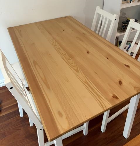 Second-hand IKEA Dining Table with 4 Chairs - Photo 3)