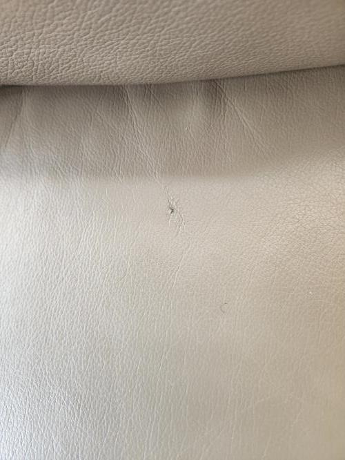 Second-hand Three Seater Sofa - Photo 3)