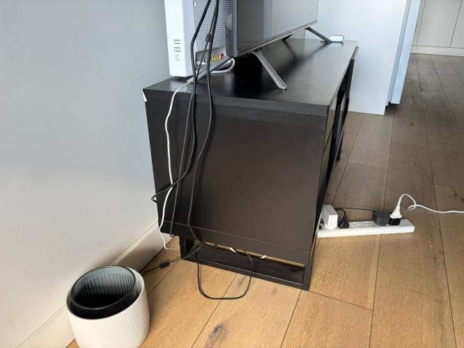 Second-hand Entertainment Unit - Photo 3)