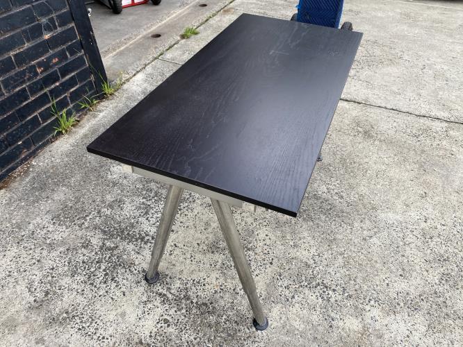 Second-hand Desk - Photo 3)