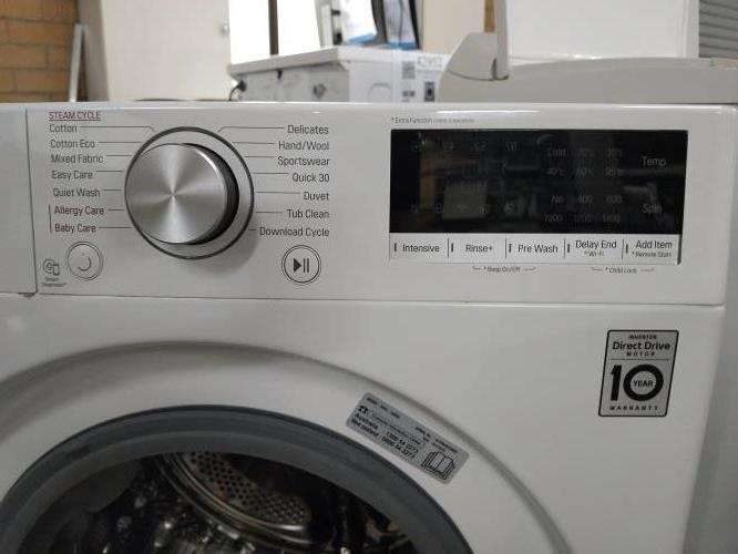 Second-hand LG 9kg Front Load Washing Machine - Photo 3)