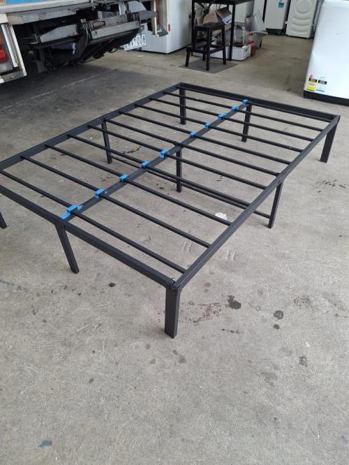 Second-hand Double Bed Frame - Photo 3)