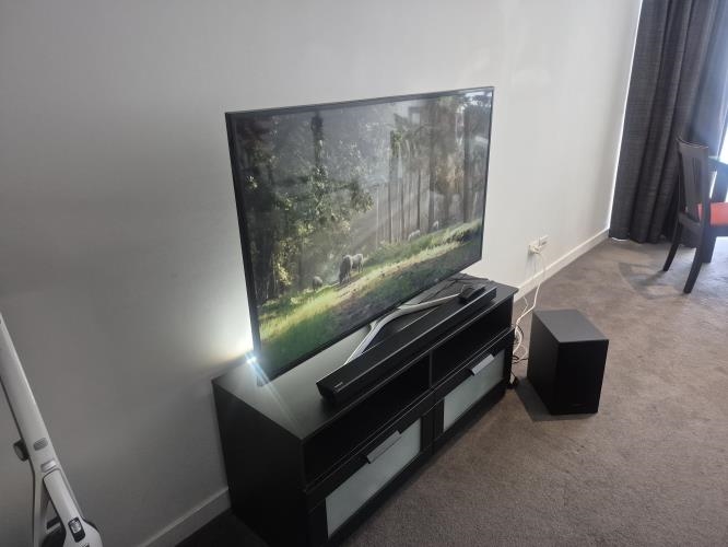 Second-hand Samsung 55\" Smart TV - Photo 3)