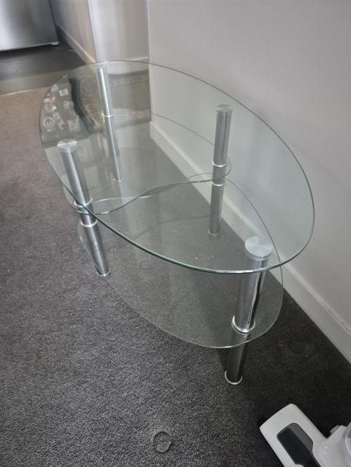 Second-hand Glass, tiered coffee table - Photo 3)