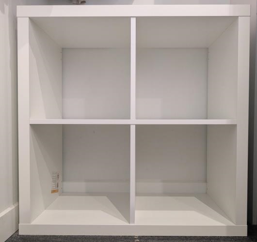 Second-hand Set of 2 IKEA KALLAX Shelf Units - Photo 3)