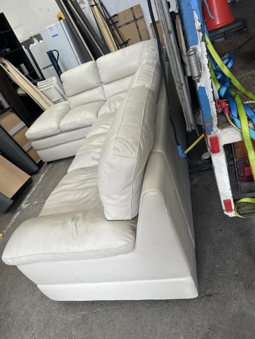 Second-hand L-Shape Couch - Photo 3)