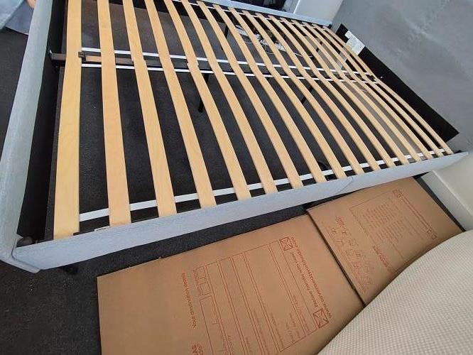 Second-hand IKEA Slattum Queen Bed Frame - Photo 3)