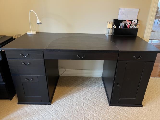 Second-hand IKEA Office Desk - Photo 3)