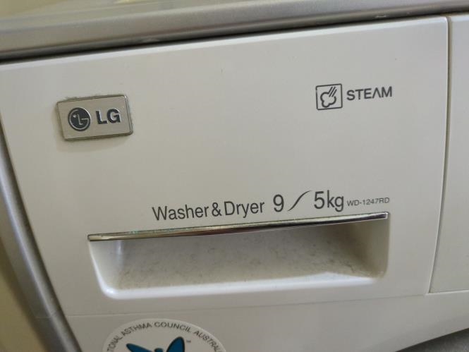 Second-hand LG 9kg / 5kg Washer-Dryer Combo - Photo 4)