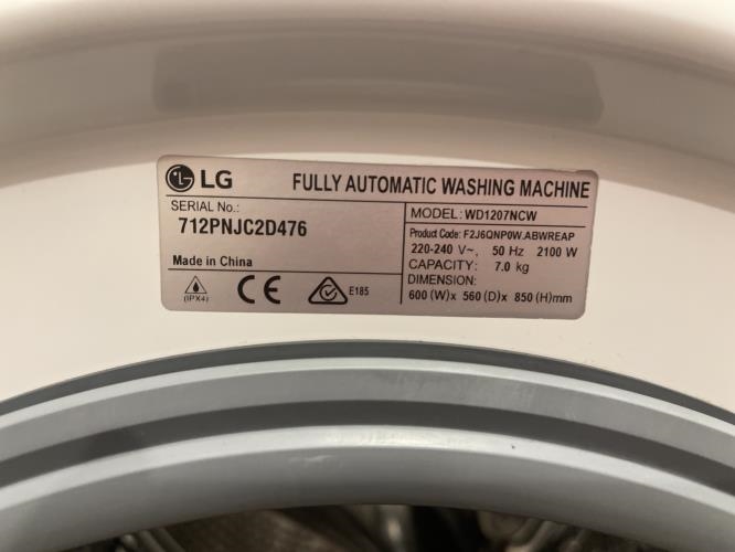 Second-hand LG 7kg Front Load Washing Machine - Photo 4)