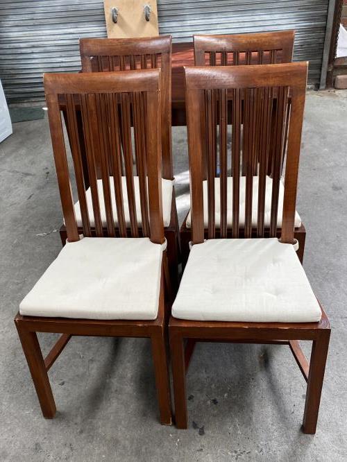 Second-hand Dining Table with 4 Chairs - Photo 4)