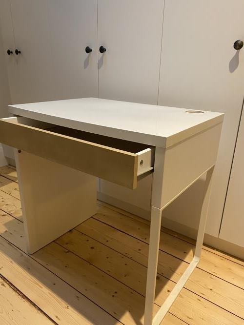 Second-hand IKEA Micke Desk - Photo 4)