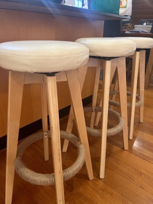 Second-hand Set of 4 Stools - Photo 4)