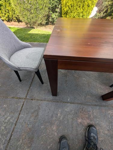 Second-hand Dining Table with 2 Chairs - Photo 4)