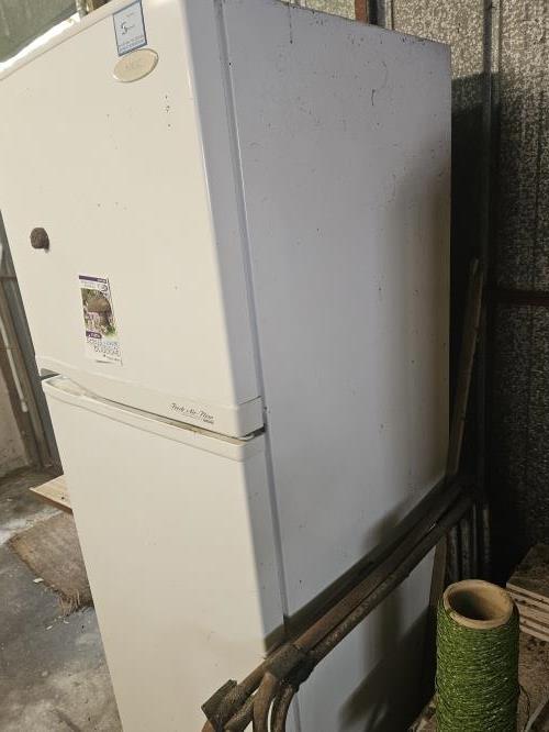 Second-hand NEC 236L Top Mount Fridge - Photo 4)