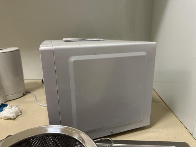 Second-hand Anko Microwave - Photo 4)