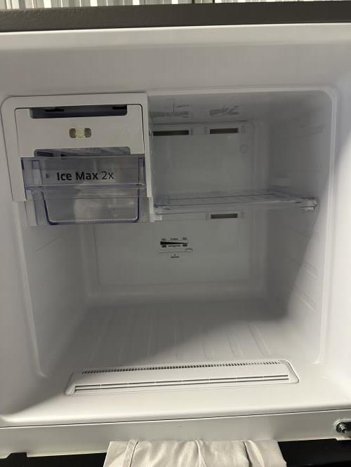 Second-hand Samsung 341L Top Mount Fridge - Photo 4)